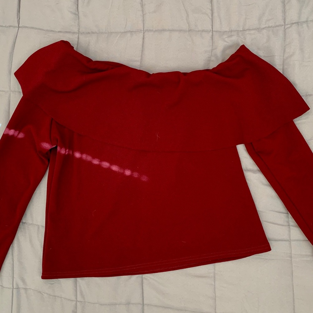 Off the shoulder long sleeve top
